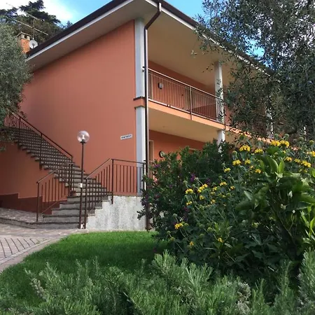 Tonini Apartment *